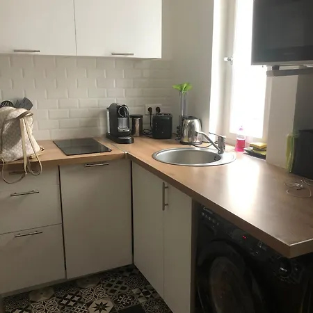 Charme De L'ancien, Refait A Neuf Apartment